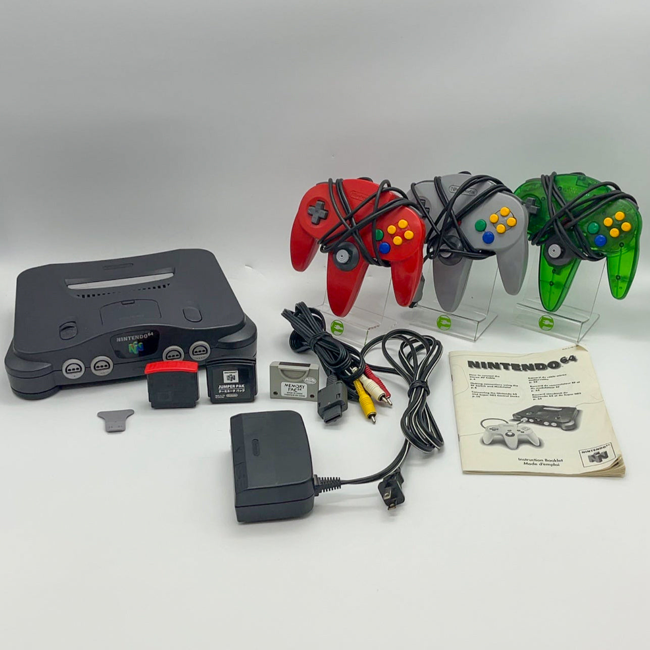 Nintendo 64 N64 Video Game Console NUS-001 Gray with Controllers and Extras READ