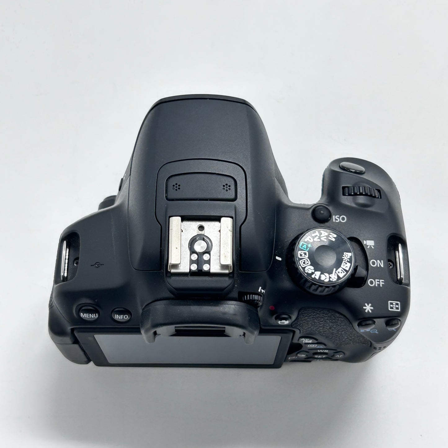 Canon EOS Rebel T4i 18.0MP Digital SLR Lens Included