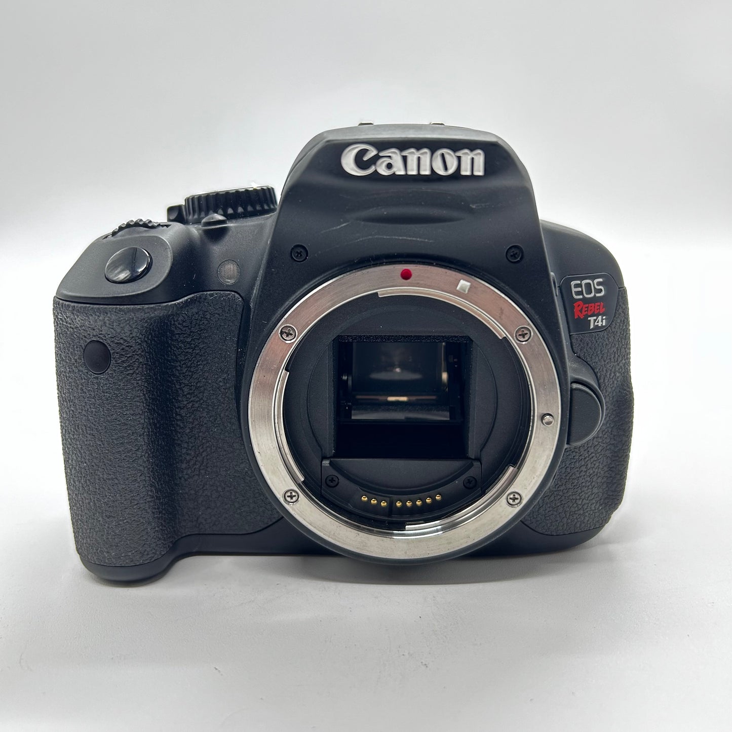 Canon EOS Rebel T4i 18.0MP Digital SLR Lens Included