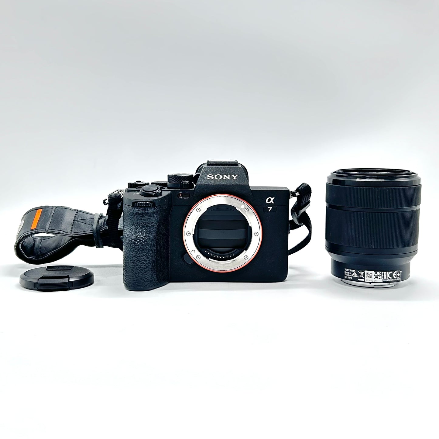 Sony Alpha A7 IV 33MP Mirrorless Camera (3100 Shutter Count) Kit w/ 28-70mm Lens