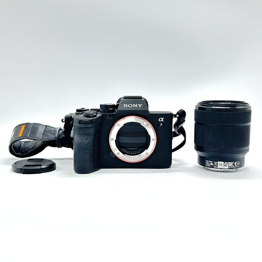 Sony Alpha A7 IV 33MP Mirrorless Camera (3100 Shutter Count) Kit w/ 28-70mm Lens